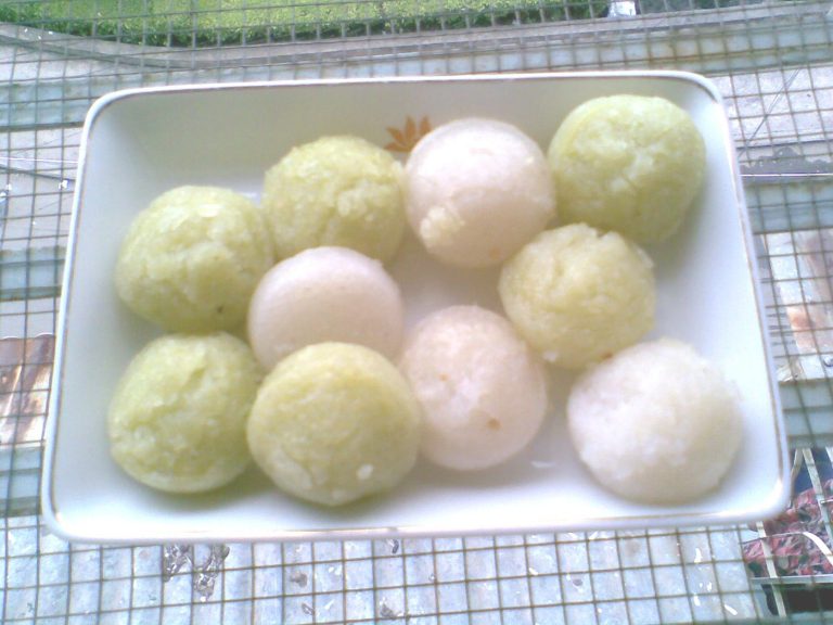 Bánh bò hấp, nướng và thốt nốt: chọn món khi khám phá ẩm thực miền Nam