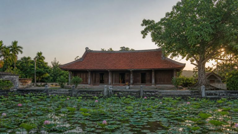Chùa Linh Sơn Nha Trang: kiến trúc cổ và kinh nghiệm vãn cảnh