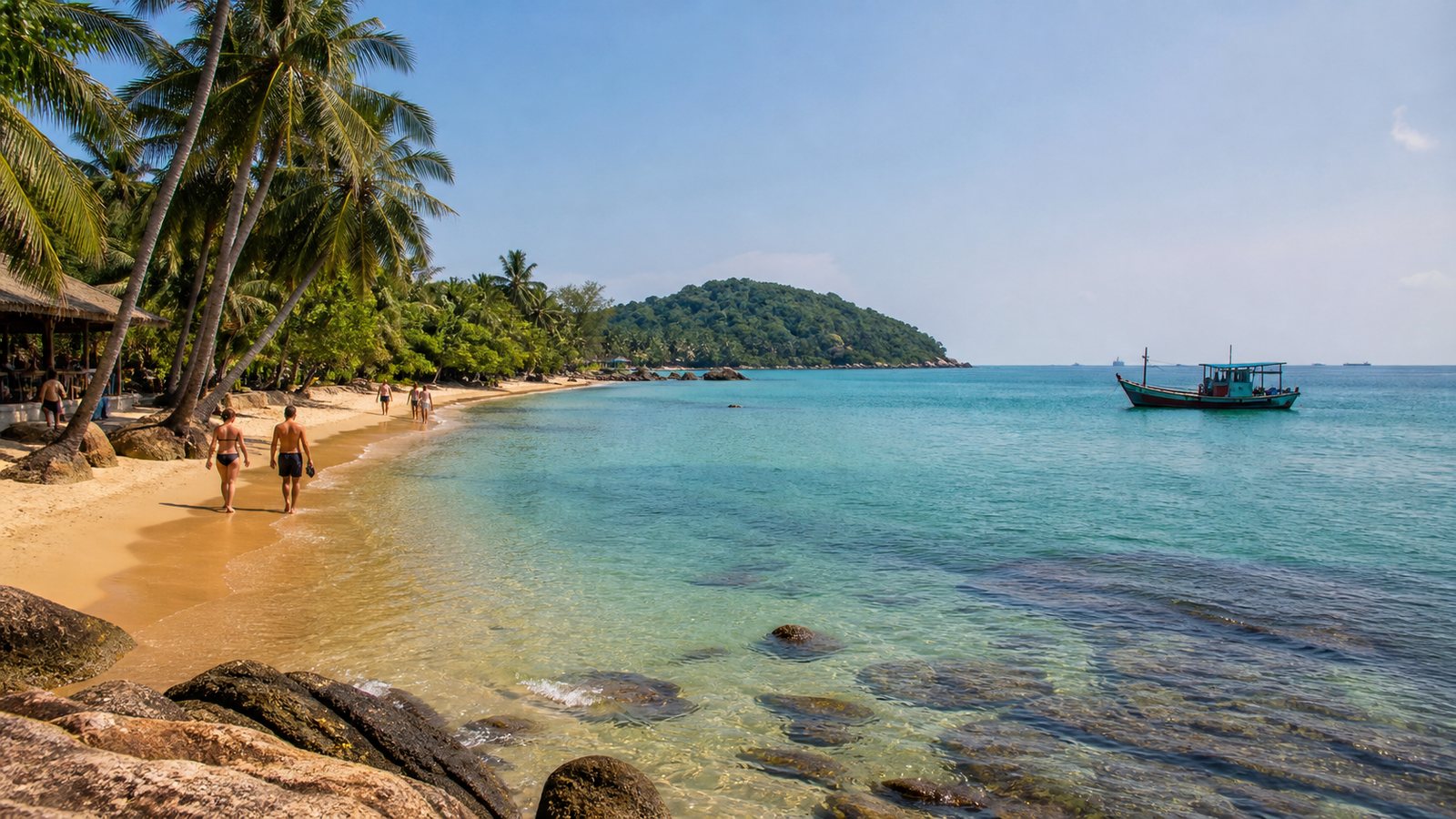 Bãi biển Phú Quốc trong nắng tháng 1